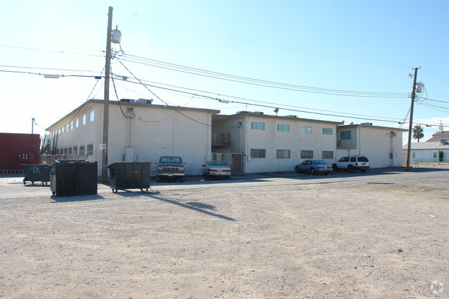 Foto del edificio - 412 W Monroe Ave