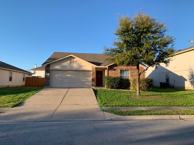 Available now! - 114 Phillips St