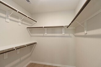 Building Photo - 24919 Aconite Ln