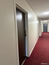 Building Photo - 1274 E Main St