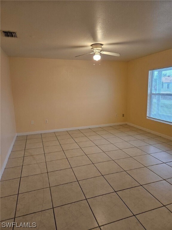 Building Photo - 127 Ivan Ave S