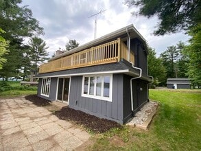 Building Photo - 202361 Dubay Dr