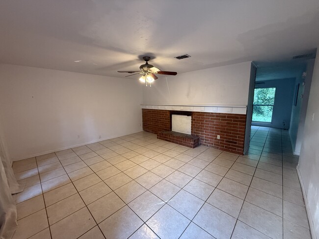 Foto del edificio - 505 NW 34th St