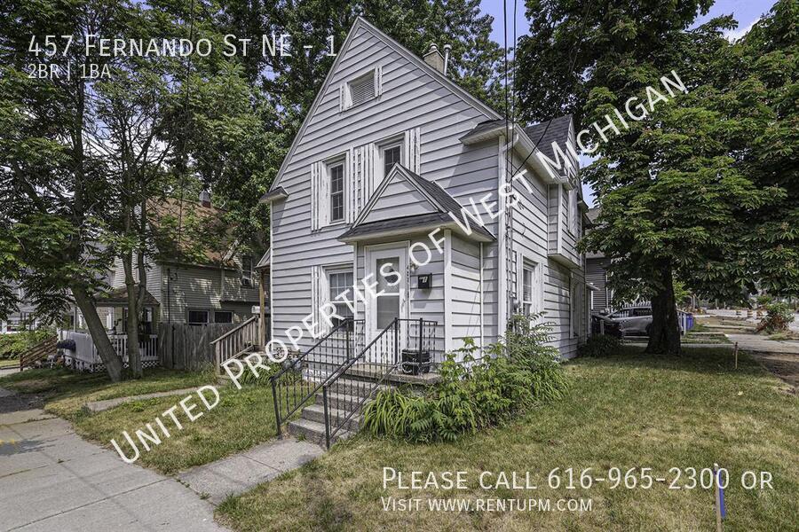 Building Photo - 457 Fernando St NE