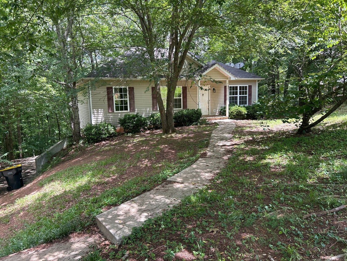 Primary Photo - 110 Widgeon Dr