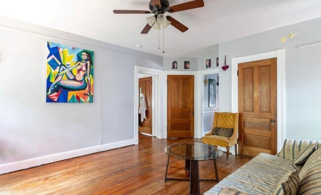 Building Photo - 1015 Cherokee Rd