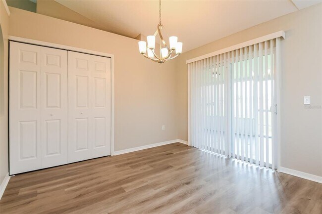 Building Photo - 1101 Munster Ct