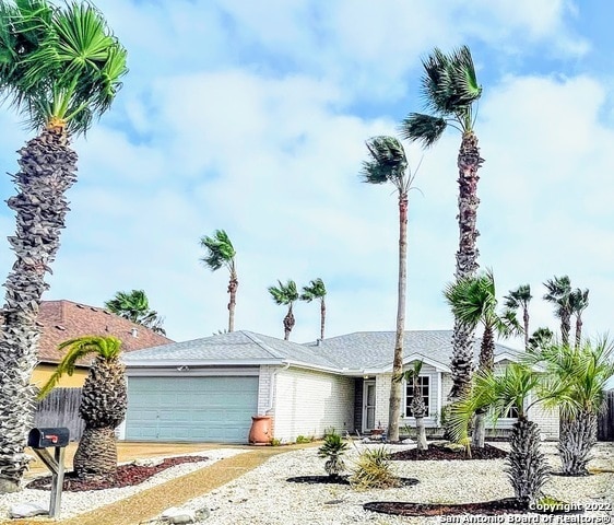 Building Photo - 15126 Barataria Dr
