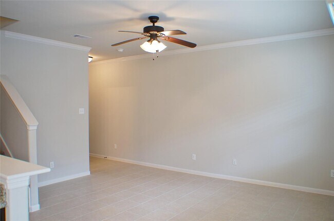 Building Photo - 10507 WIllow Park Green