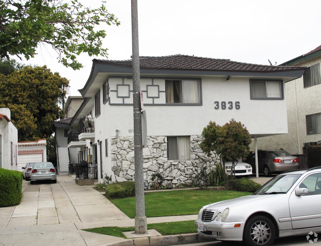 Foto del edificio - 3836 Keystone Ave