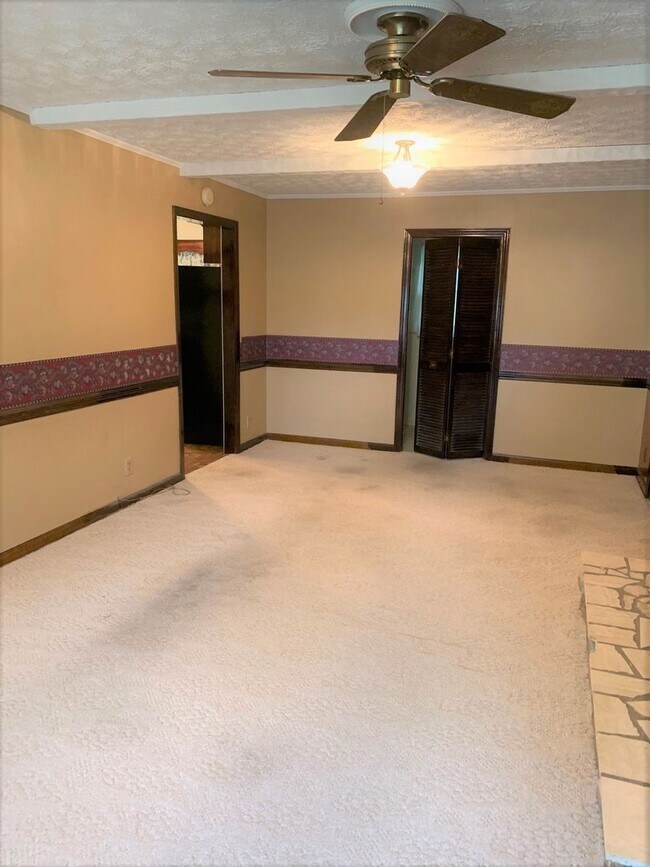 Foto del edificio - 3 Bedroom / 2 Bath Brick Home Johnson City...