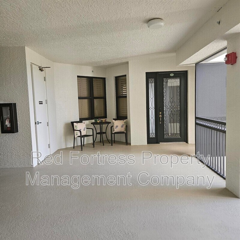 Building Photo - 11600 Court Of Palms