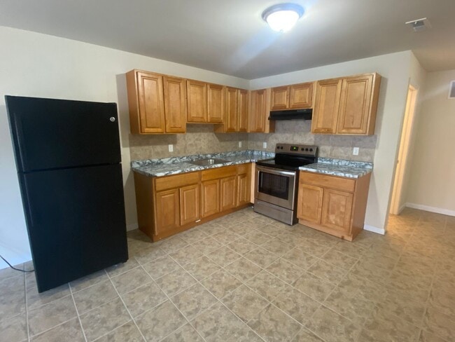 Photo - 15 N 50th St Apartment