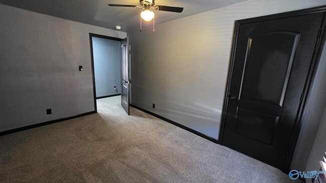 Building Photo - 713 W Washington St