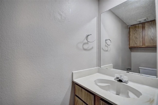 Photo - 1912 Bernice St Townhome