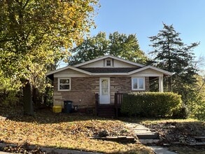 Building Photo - 2740 Buena Vista St Building Photo - 2740 Buena Vista St