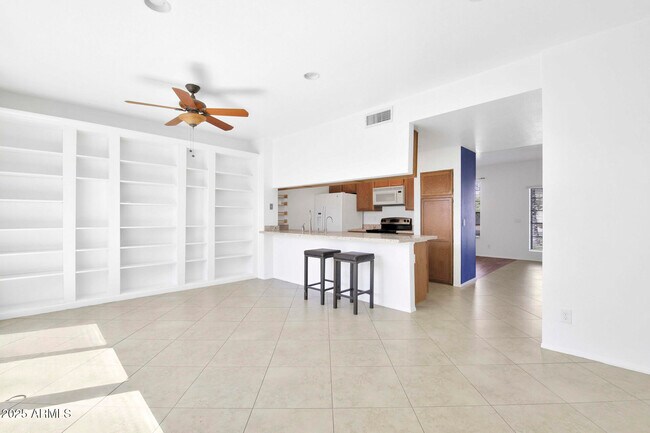 Foto del edificio - 3921 W Ivanhoe St