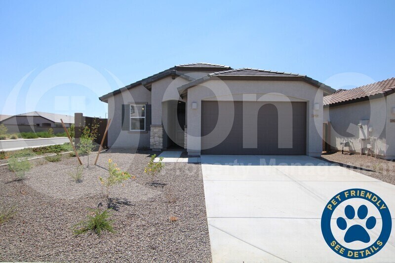 Foto principal - 2919 E Hayfield Wy