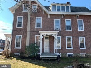 Building Photo - 325 Washington Ave