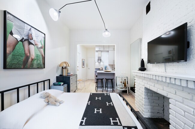 Foto del edificio - 354 W 12th St