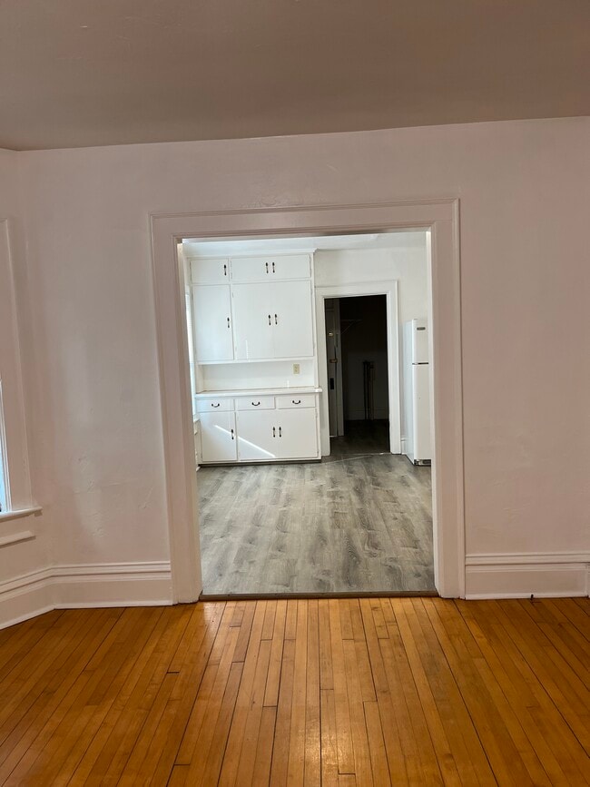 Building Photo - 1140 Lawe St