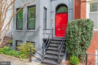 Building Photo - 2021 Hillyer Pl NW