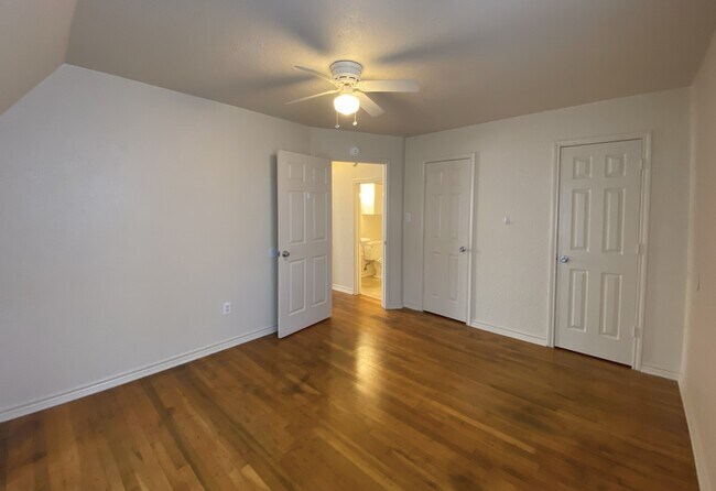 Foto del edificio - 2302 Post Oak Ave