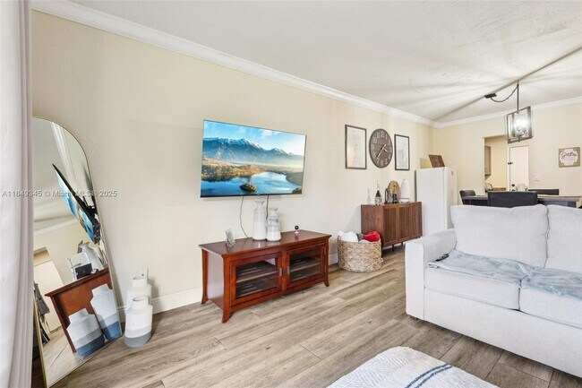 Building Photo - 14500 SW 88th Ave