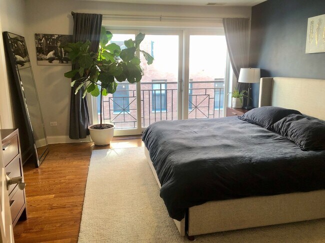 Habitación principal - 1601 S State St