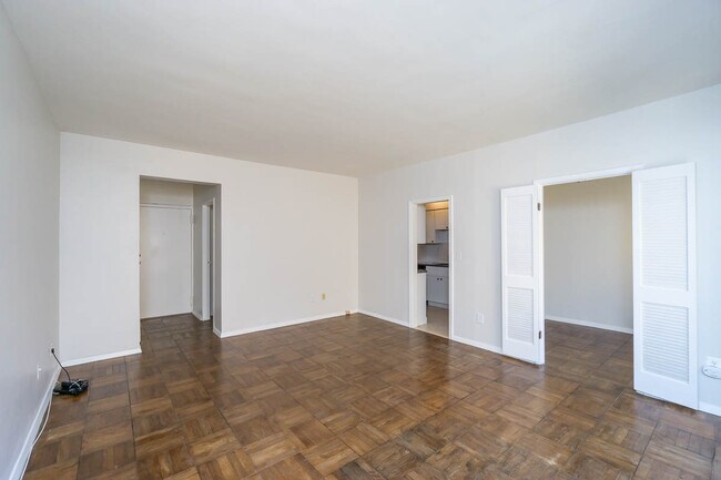 Foto del edificio - 1711 Massachusetts Ave NW