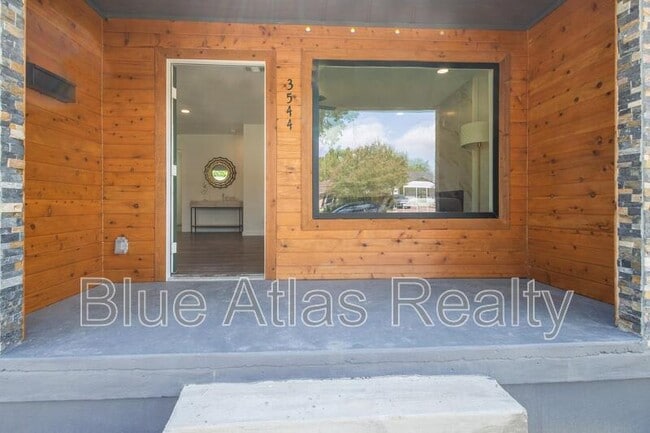 Foto del edificio - 3544 Valley Ridge Rd
