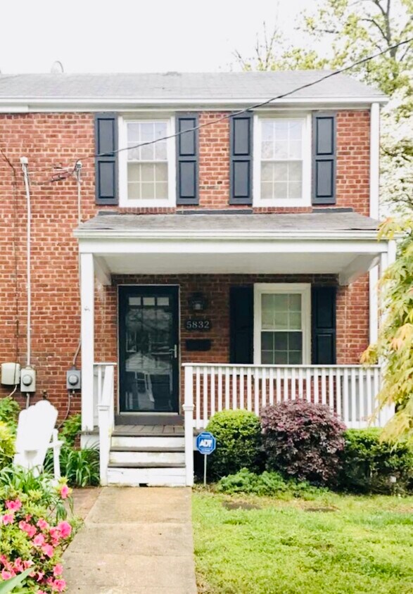 5832 Edgehill Dr, Alexandria, VA 22303 House Rental in Alexandria, VA