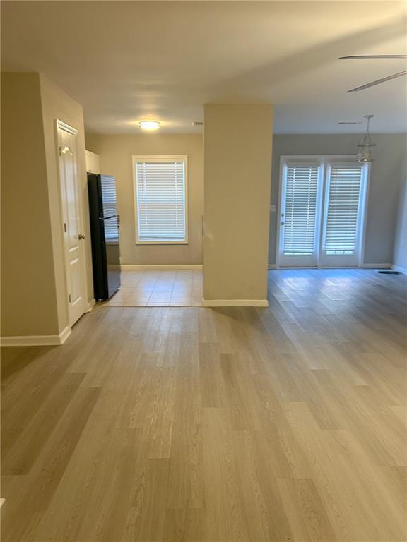 Foto del edificio - 6522 Snow Bird Ln