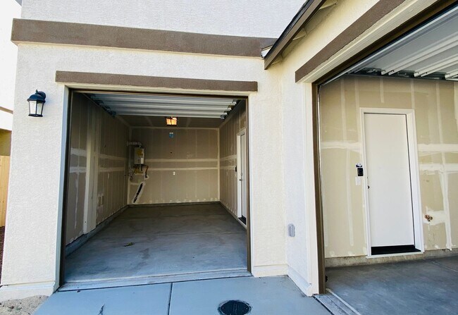 Building Photo - 9705 Fishermans Reef Way, Reno, NV 89506