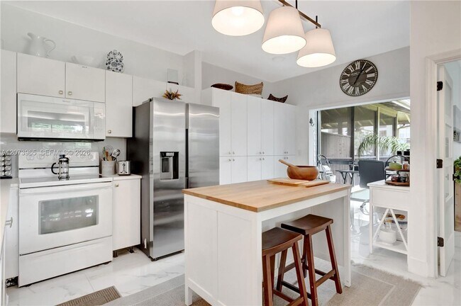 Foto del edificio - 7616 Elm Ridge Dr