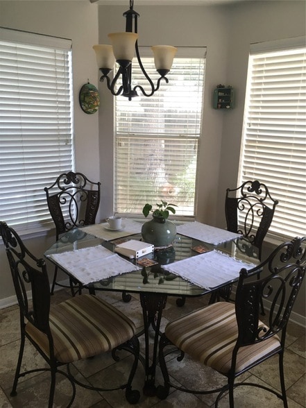 Foto del edificio - 17206 Stonebridge Trail