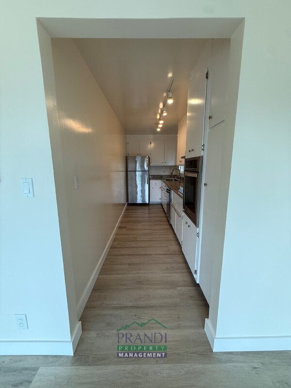 Building Photo - 120 Buchanan Dr
