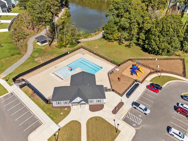 Foto del edificio - 6017 Grey Colt Wy