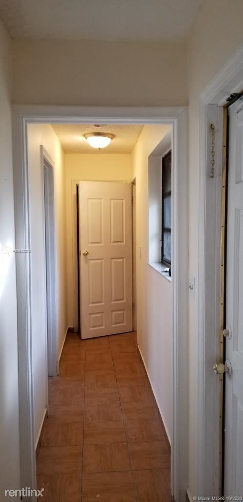 Foto del edificio - 2 br, 1 bath House - 257 W 45th St