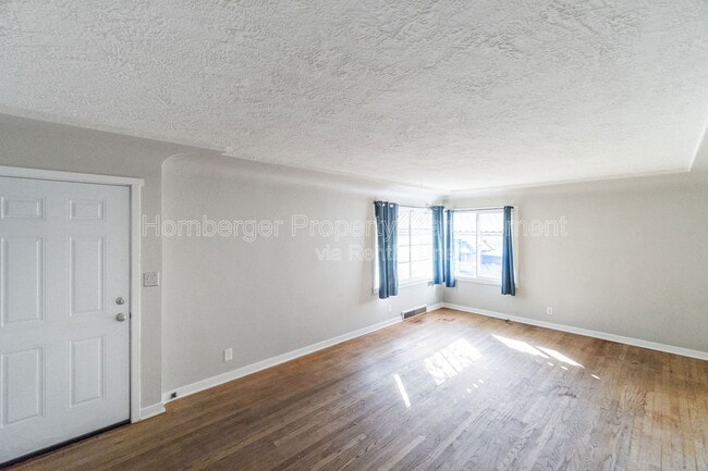 Foto del edificio - 1808 W 2nd Ave