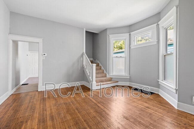 Foto del edificio - 1229 Pleasant St