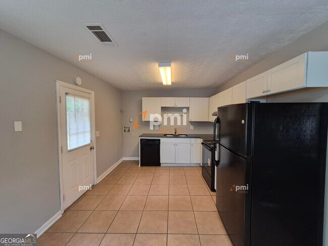 Foto del edificio - 808 Wilson Cir SW