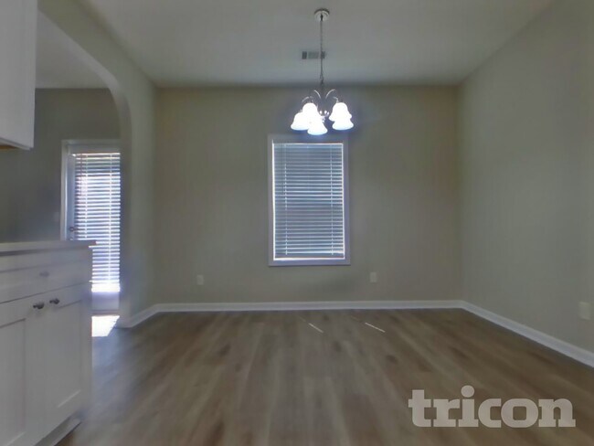 Foto del edificio - 199 Arrowhead Dr