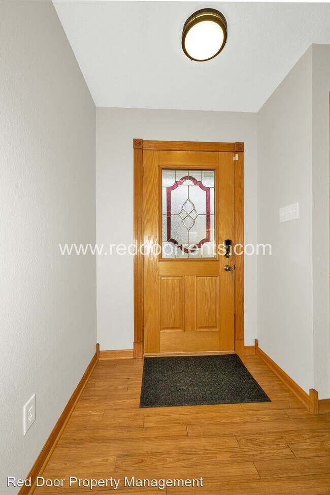 Building Photo - 3 br, 2.5 bath House - 14446 Forsythia Lane