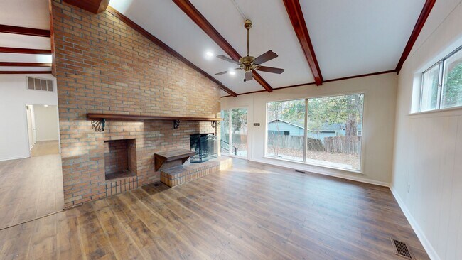 Foto del edificio - Newly Renovated Home For Rent