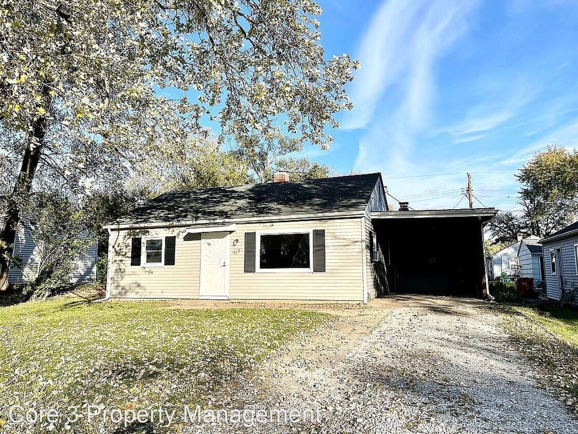 2 br, 1 bath House 5106 W Willard Road House Rental in Peoria