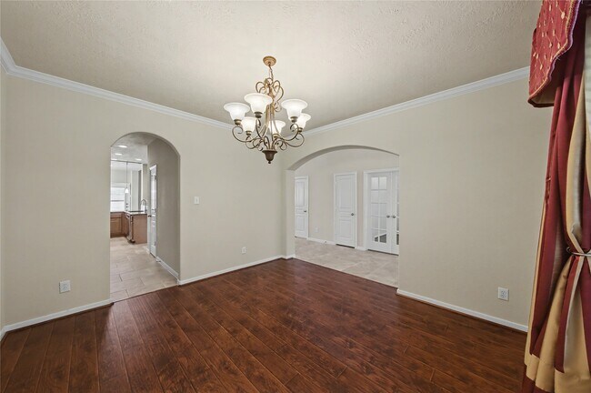 Building Photo - 17422 Memorial Blossom Dr