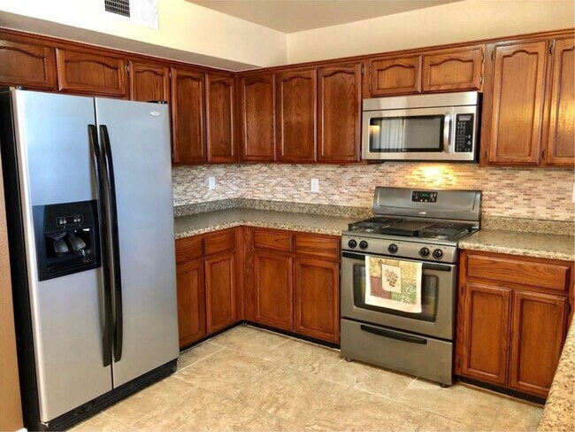 Building Photo - 13290 New Britton Dr
