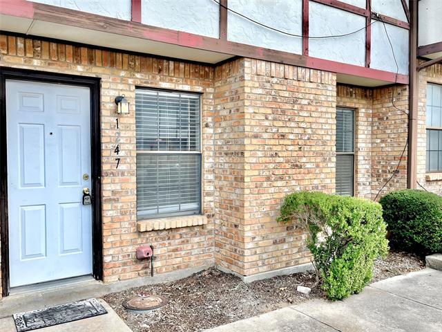Foto principal - 1247 Dallas Dr