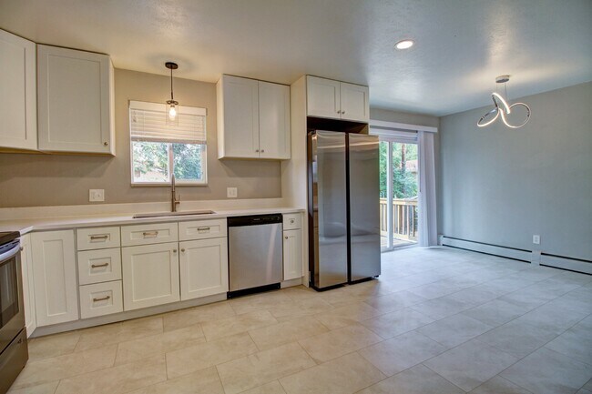 Building Photo - 12020 W 63rd Pl